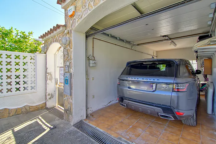 Casa en venta en Empuriabrava al canal ancho