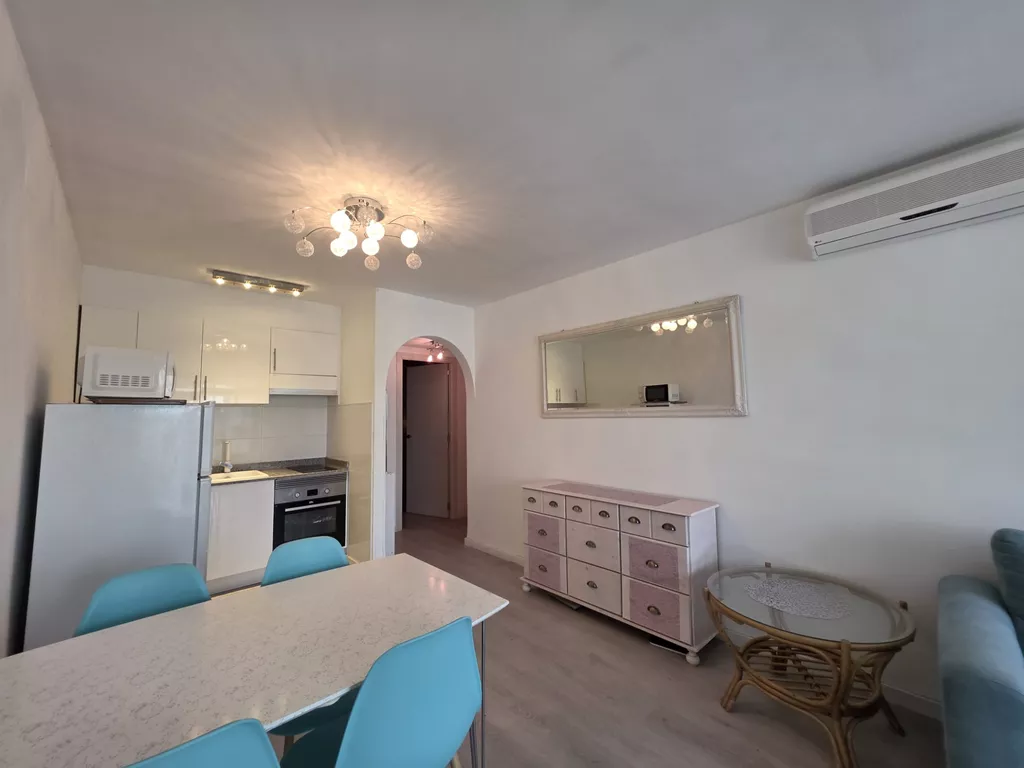 Piso en venta en Empuriabrava.