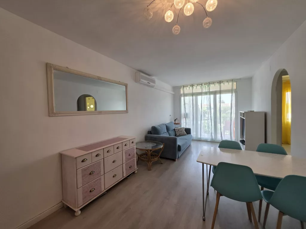 Piso en venta en Empuriabrava.