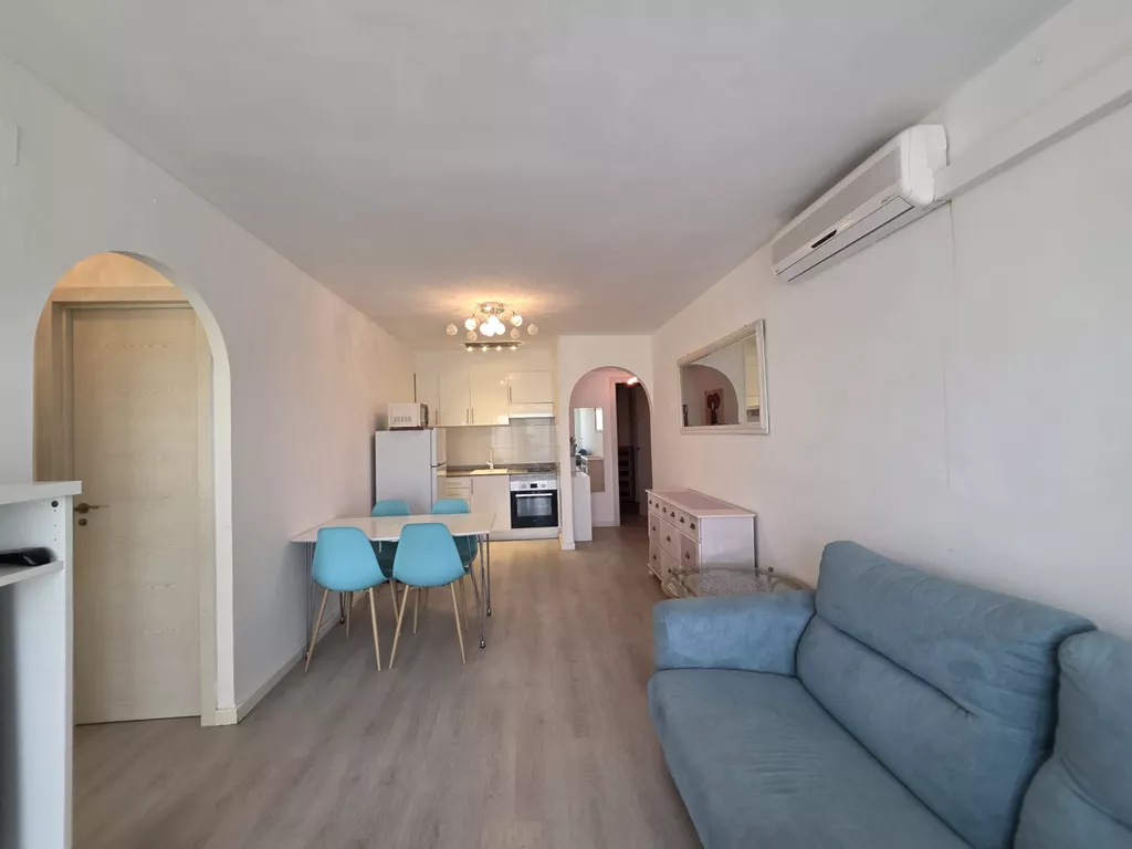 Piso en venta en Empuriabrava.