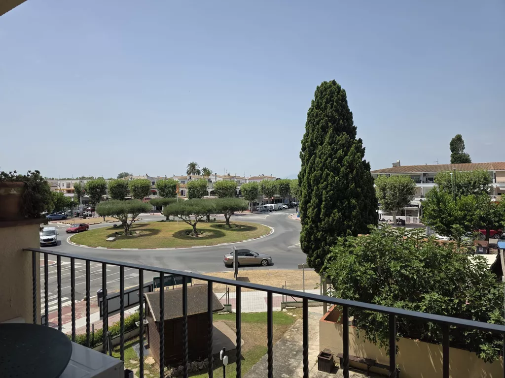 Piso en venta en Empuriabrava.