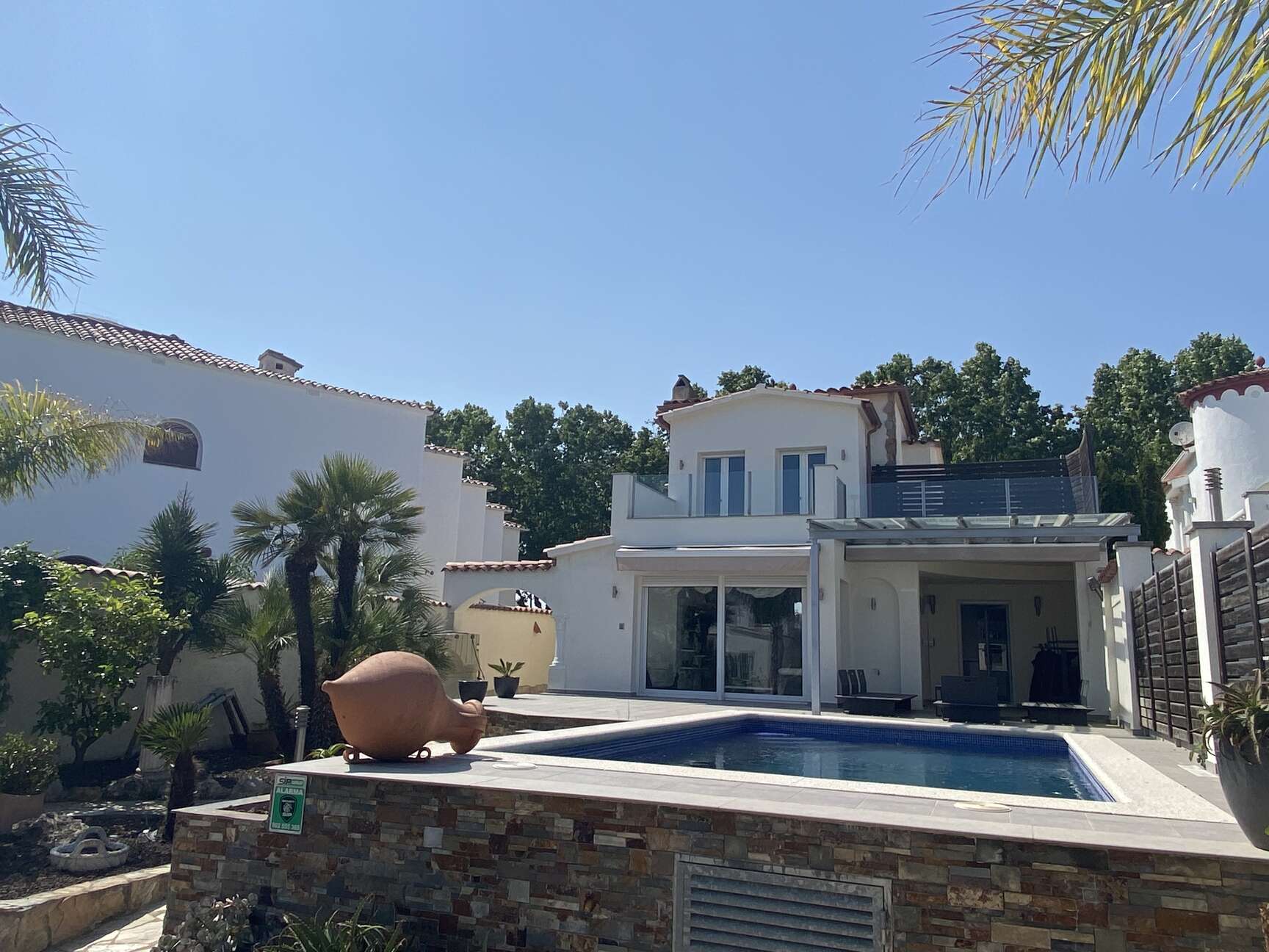 Magnificent house with 12.5 m mooring in Empuriabrava