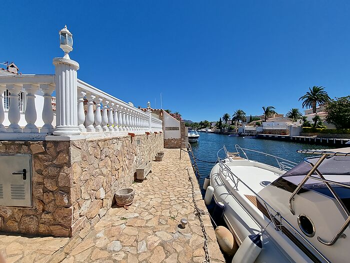 House for sale in Empuriabrava