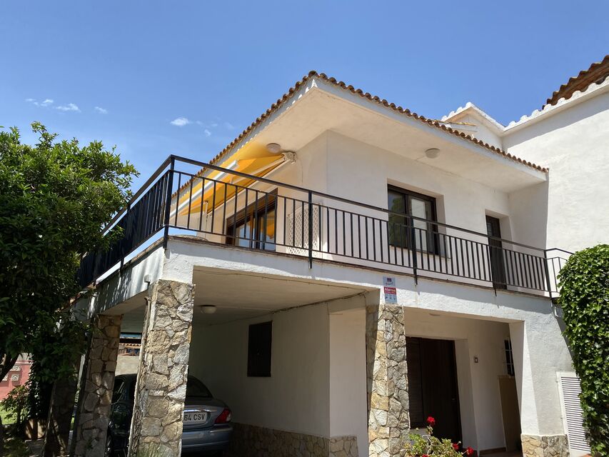 House with private pool in ST PERE PESCADOR