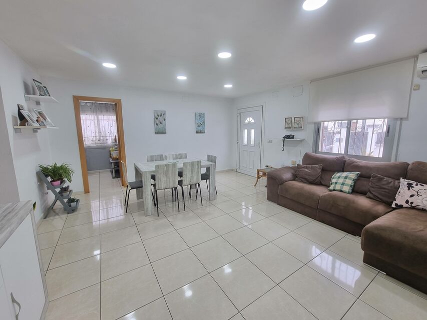 Renovated ground floor house