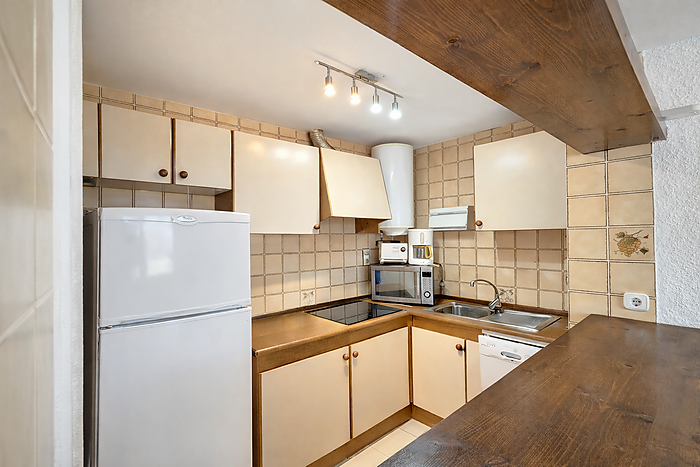 Apartment for sale in Roses.