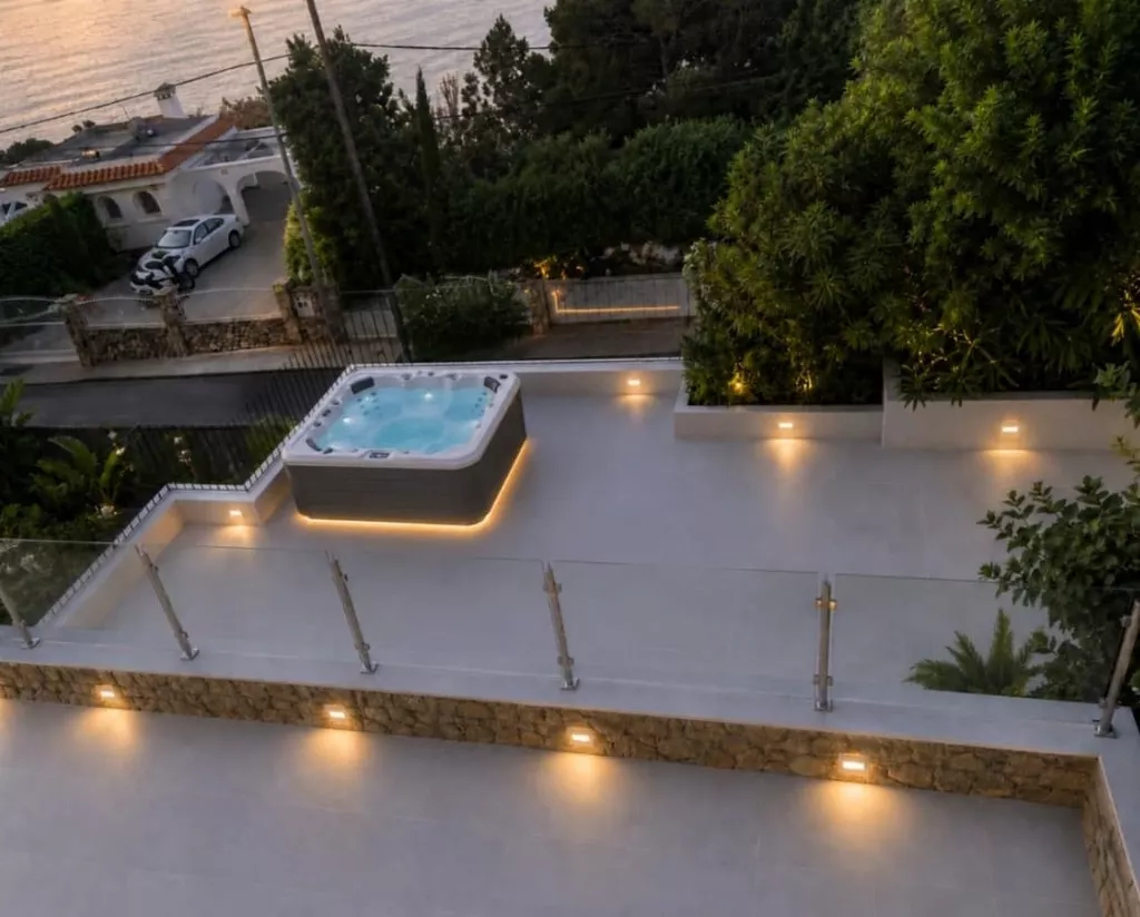 Casa a la venda a Roses amb vistas al mar