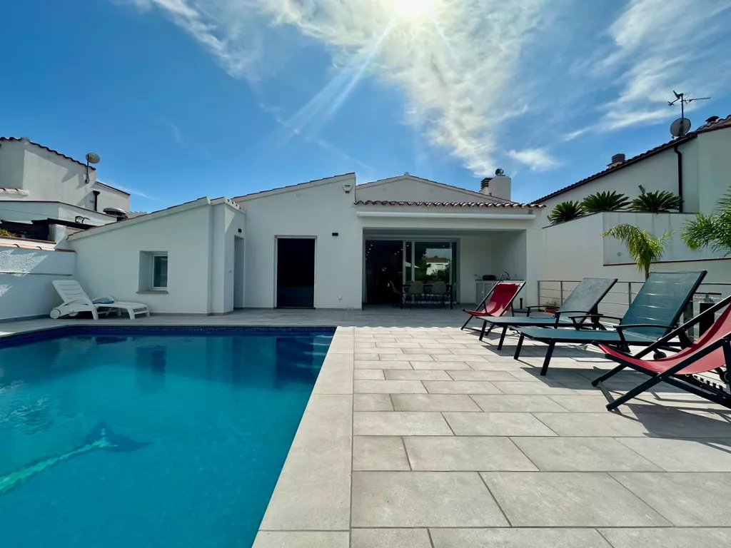 House for sale in Empuriabrava