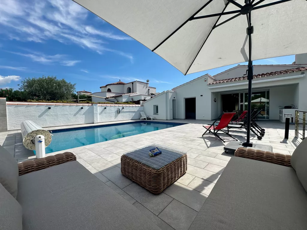 House for sale in Empuriabrava