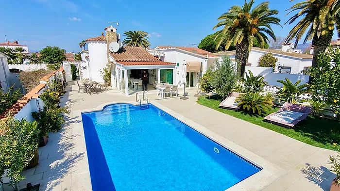 Haus zum Verkauf in Empuriabrava