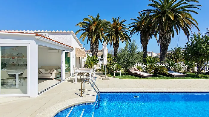 Haus zum Verkauf in Empuriabrava