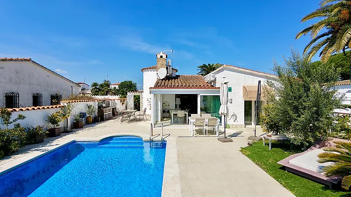 Haus zum Verkauf in Empuriabrava